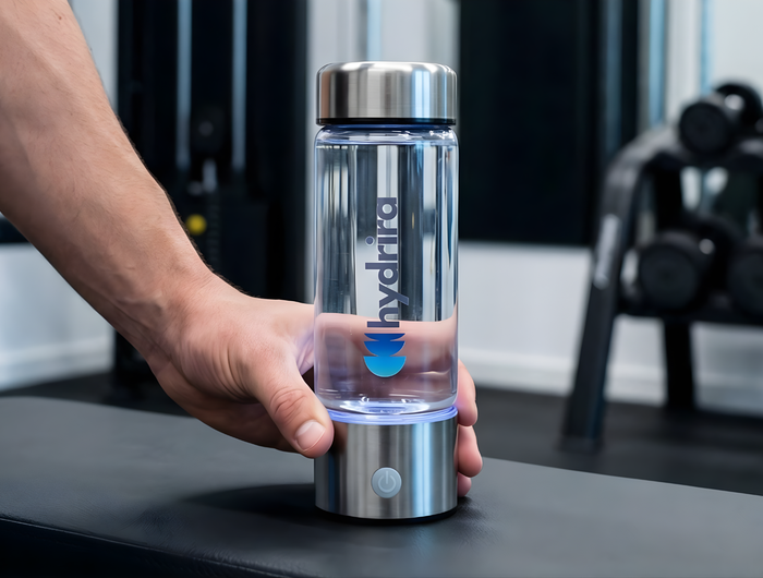 <h4><span style="text-decoration:underline"><em>Savremena hidratacija, sada i u Srbiji.</em></span></h4><h1>Osnaži svoju vodu.</h1><h5>Hydrira One donosi funkcionalnu hidrataciju za one koji traže više.</h5>